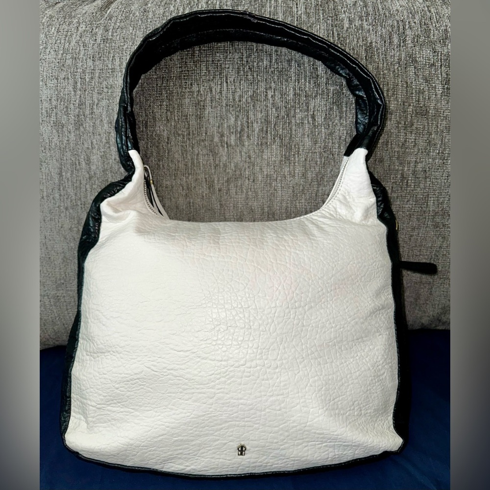 Jennifer Lopez Chic Black and White Hobo Bag